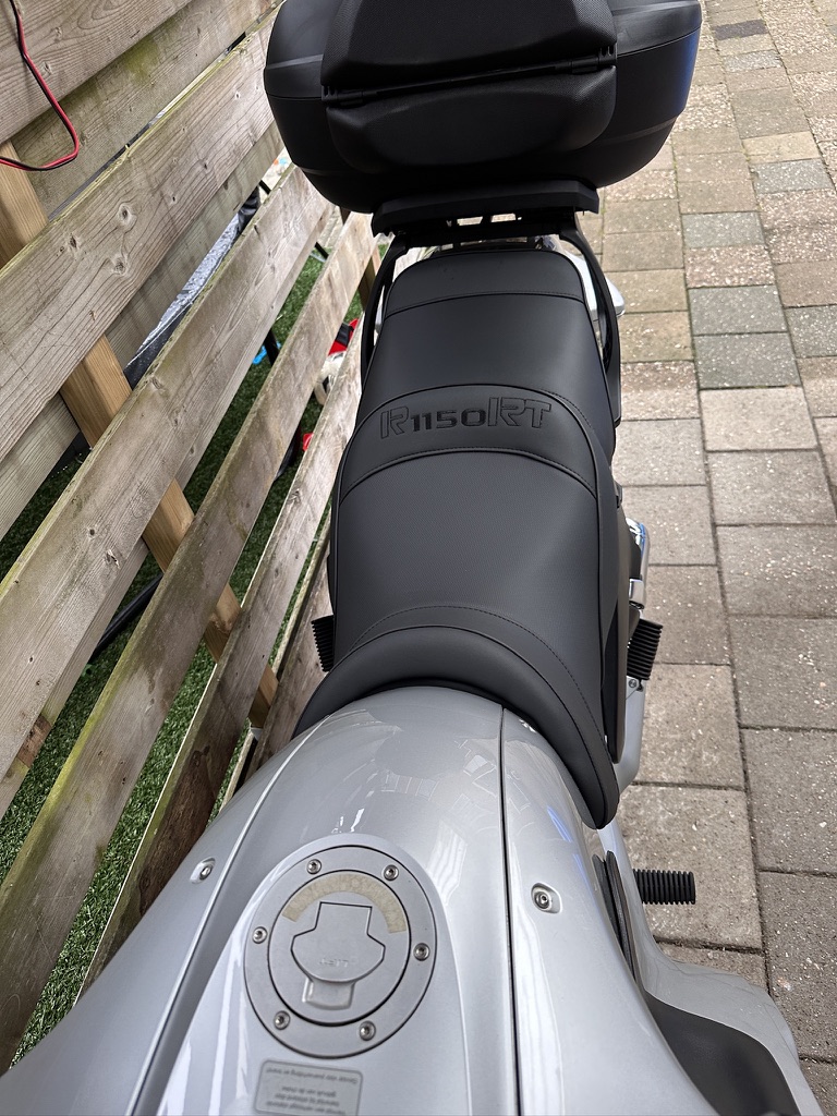 Motor zadel 02.jpeg
