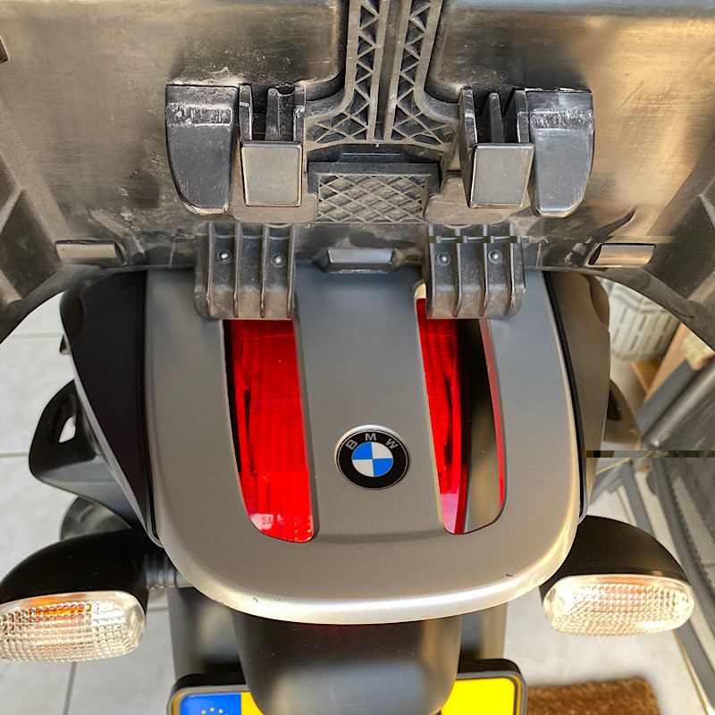 BMW topkoffer 01.jpg