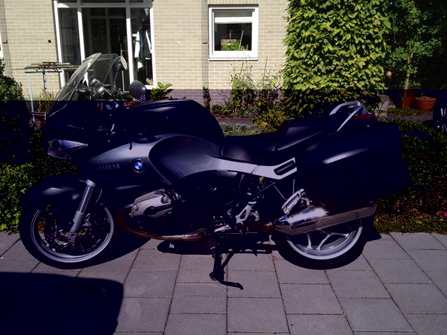 bmw-r-1200-st-sport-benzine-grijs-001--41109333-Medium[1].jpg